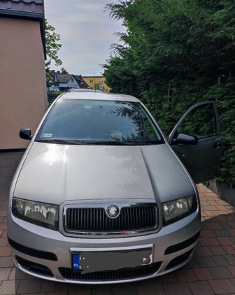 Skoda Fabia cena 9600 przebieg: 142000, rok produkcji 2007 z Śrem małe 29